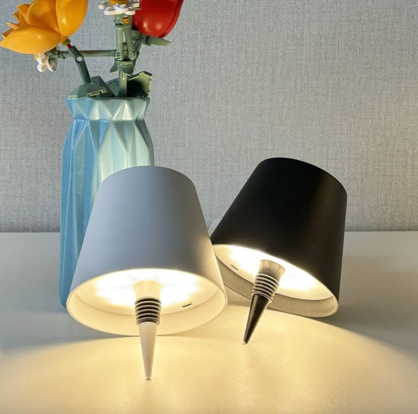 LuxGlow™ – Tappo LED Ricaricabile per Bottiglie